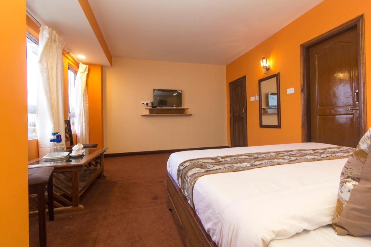 Oyo 12370 Royal Sarava Hotel Darjeeling  Eksteriør billede