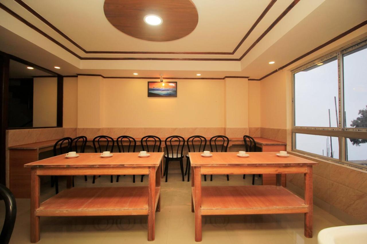 Oyo 12370 Royal Sarava Hotel Darjeeling  Eksteriør billede